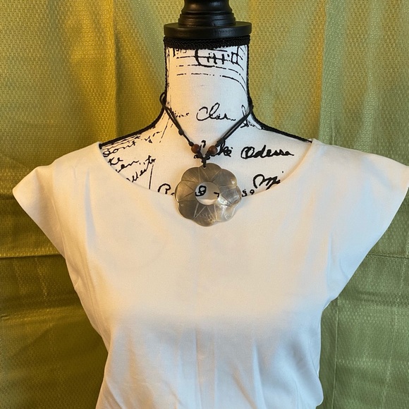 Dress - Picture 2 of 6